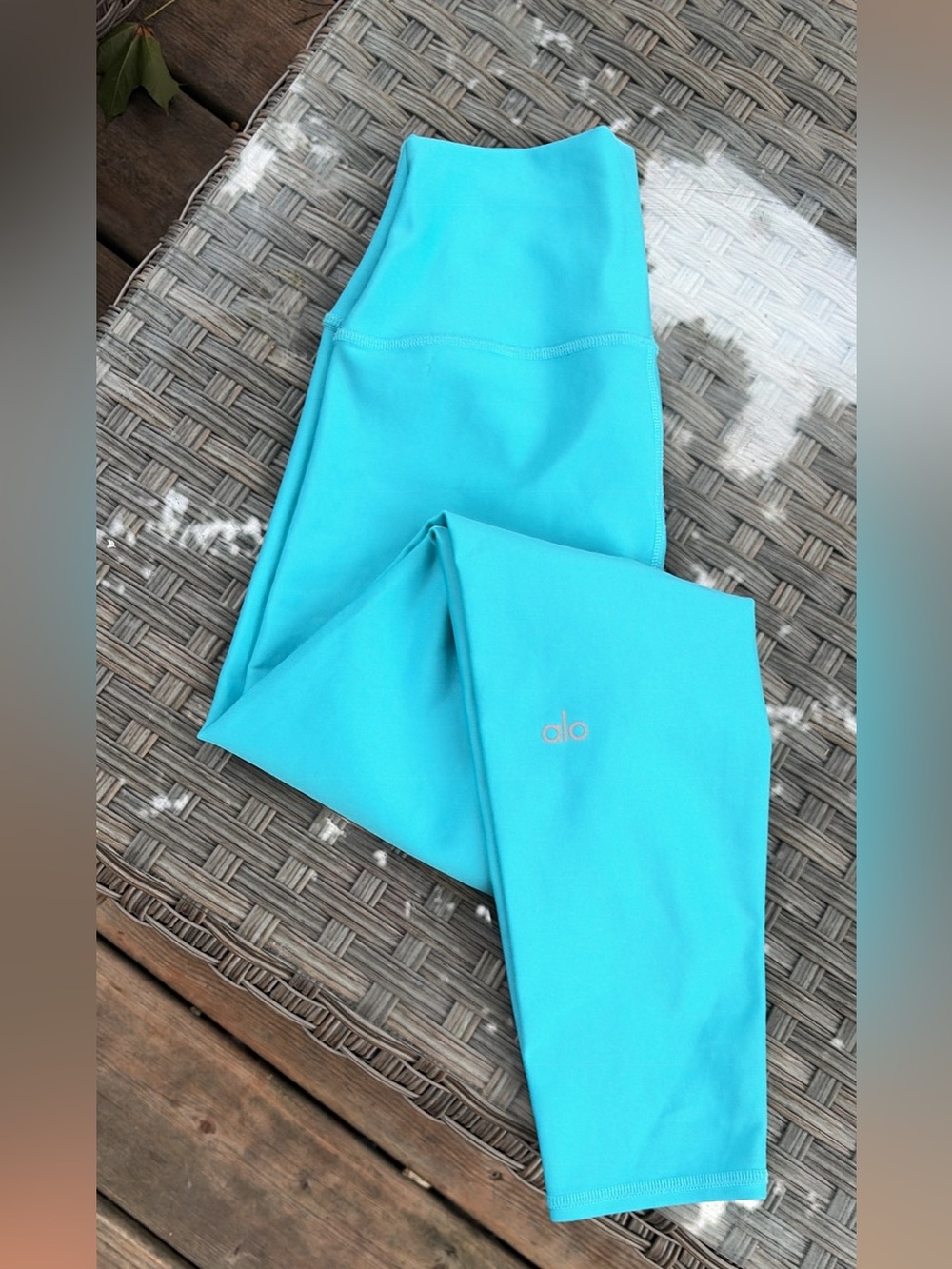 Airlift alo yoga
